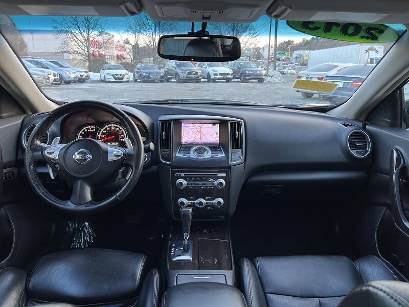 2013 Nissan Maxima 3.5 SV Premium Image 23 of 34