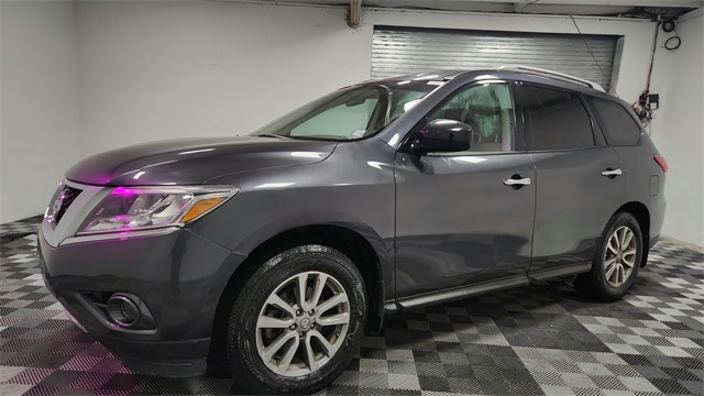 Vehicle image 2 of 26