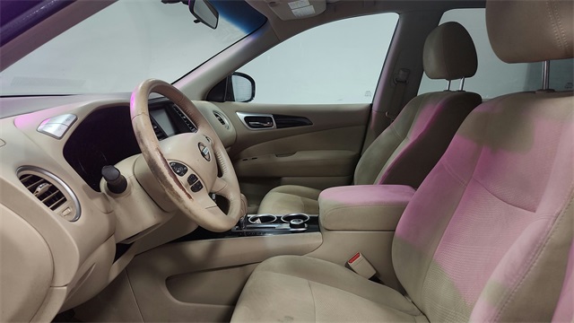 Vehicle image 11 of 26