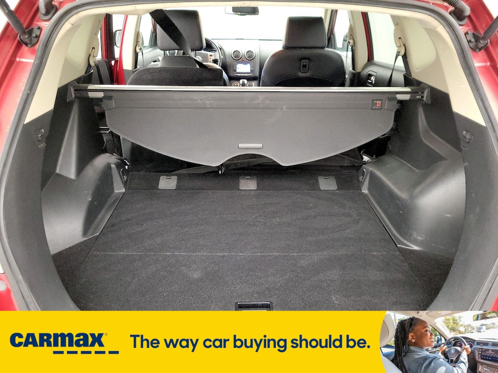 Vehicle image 11 of 29