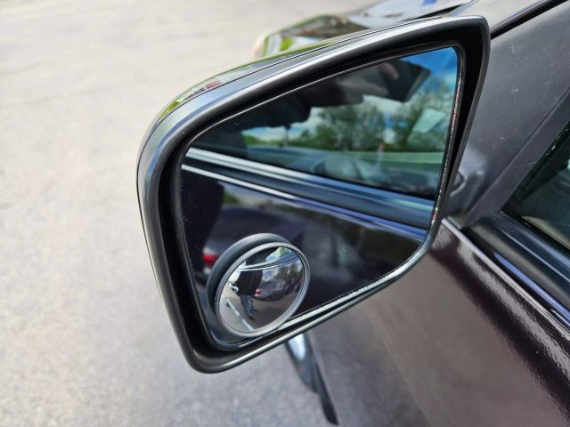 Vehicle image 35 of 63