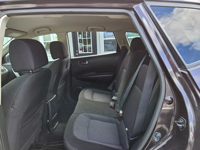 Vehicle image 30 of 63