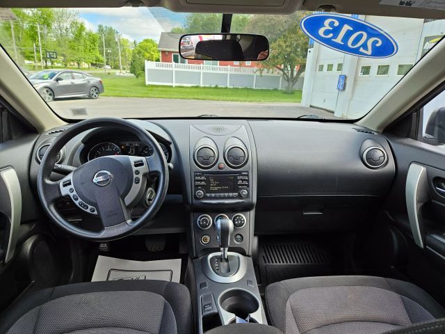 Vehicle image 34 of 63