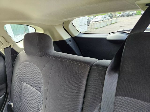 Vehicle image 32 of 63