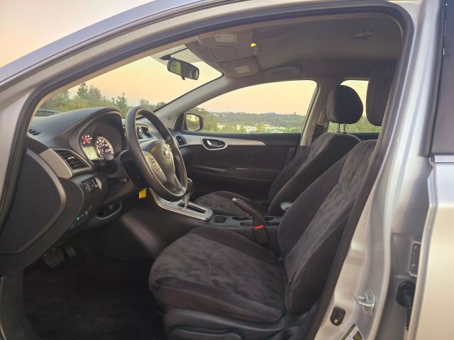 Vehicle image 11 of 30