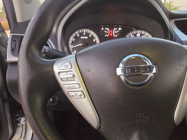 Vehicle image 19 of 30