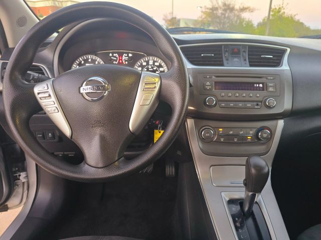 Vehicle image 17 of 30