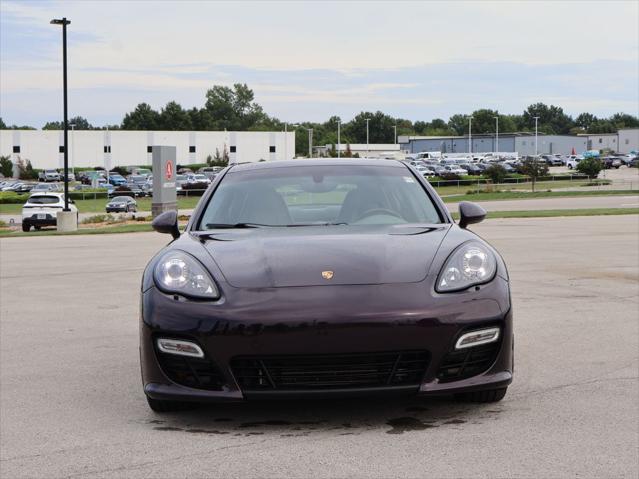 2013 Porsche Panamera GTS Image 2 of 39