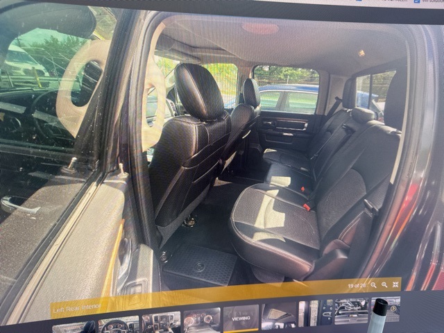 Vehicle image 3 of 5