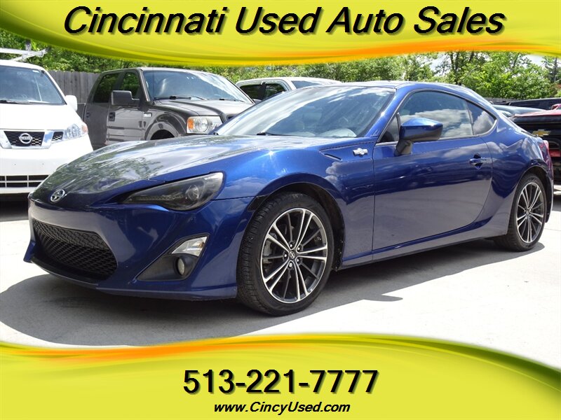 2013 Scion FR-S Base Image 1 of 27