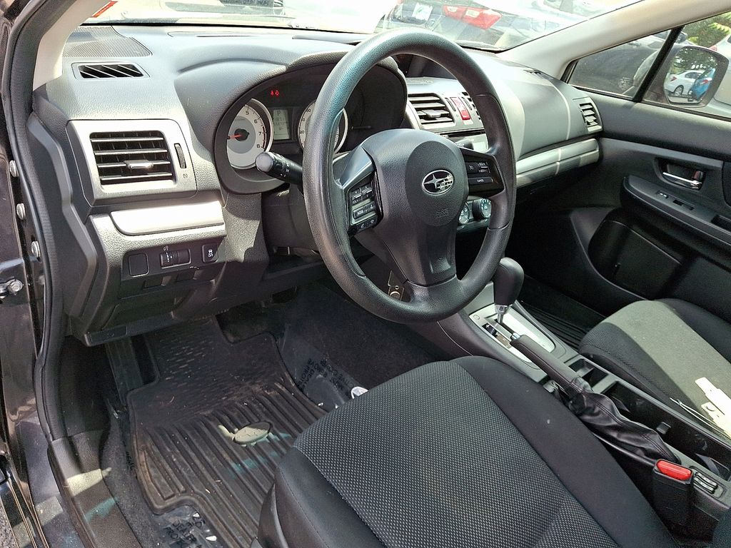 Vehicle image 17 of 31