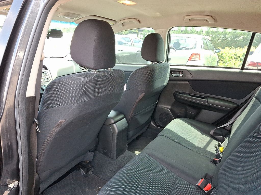 Vehicle image 15 of 31