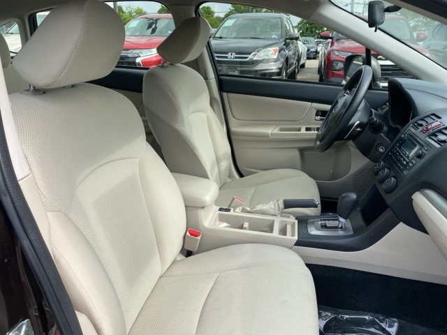 2013 Subaru Impreza 2.0i Premium Image 17 of 31