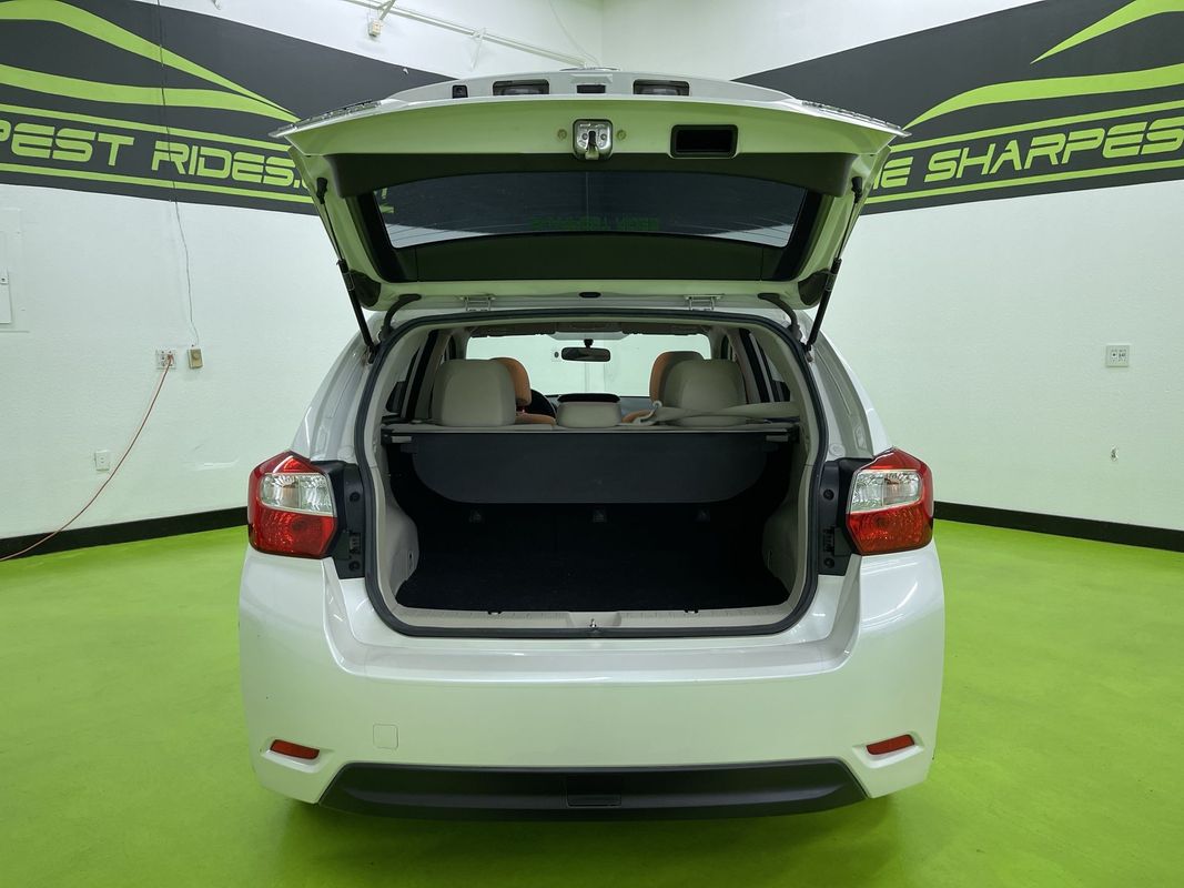 2013 Subaru Impreza 2.0i Premium Image 13 of 29