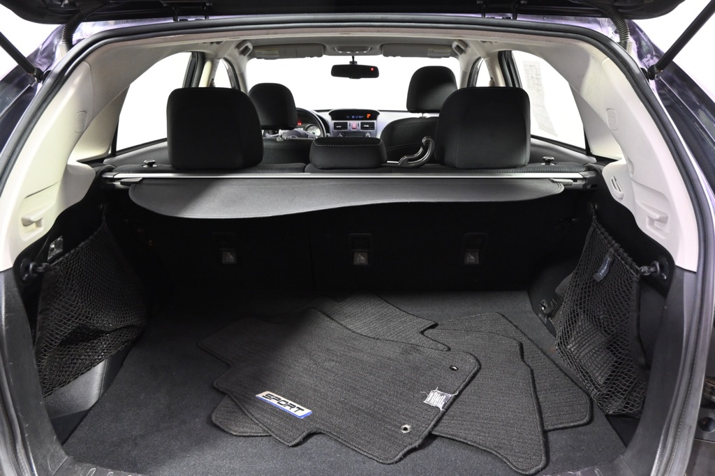 2013 Subaru Impreza 2.0i Sport Premium Image 11 of 32