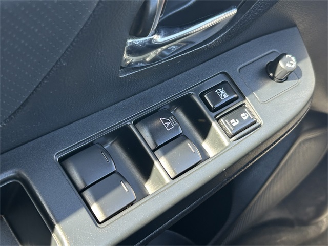 2013 Subaru Impreza 2.0i Limited Image 30 of 31