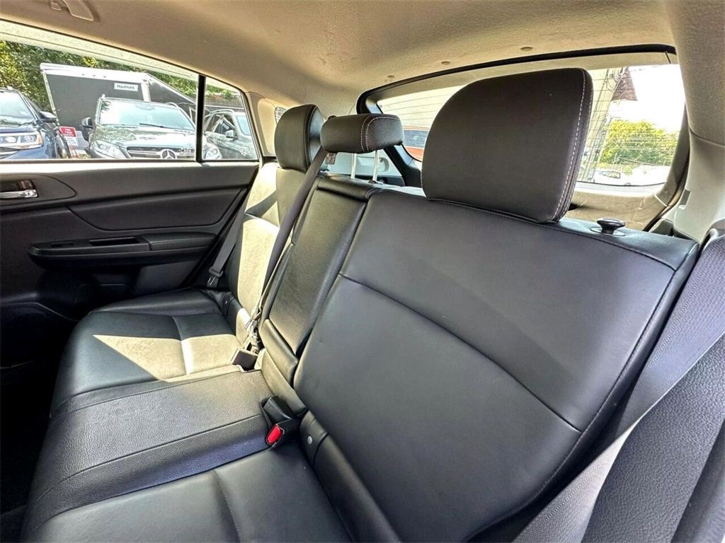 2013 Subaru Impreza 2.0i Limited Image 12 of 39