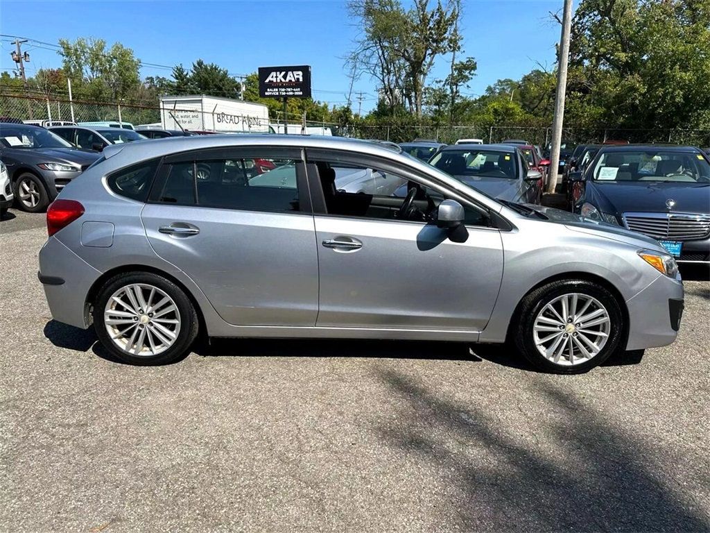 2013 Subaru Impreza 2.0i Limited Image 4 of 39