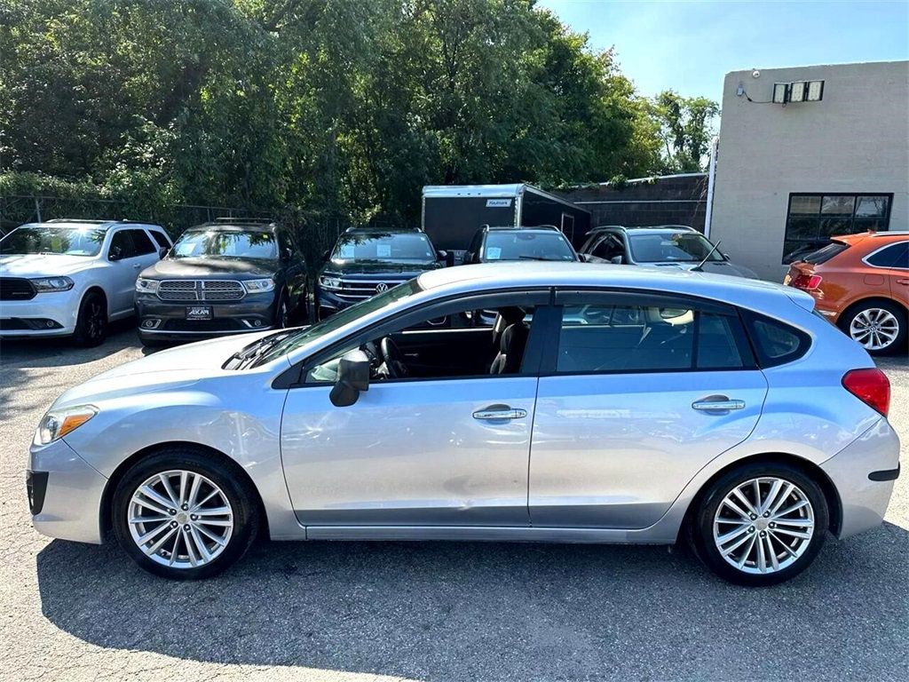 2013 Subaru Impreza 2.0i Limited Image 7 of 39