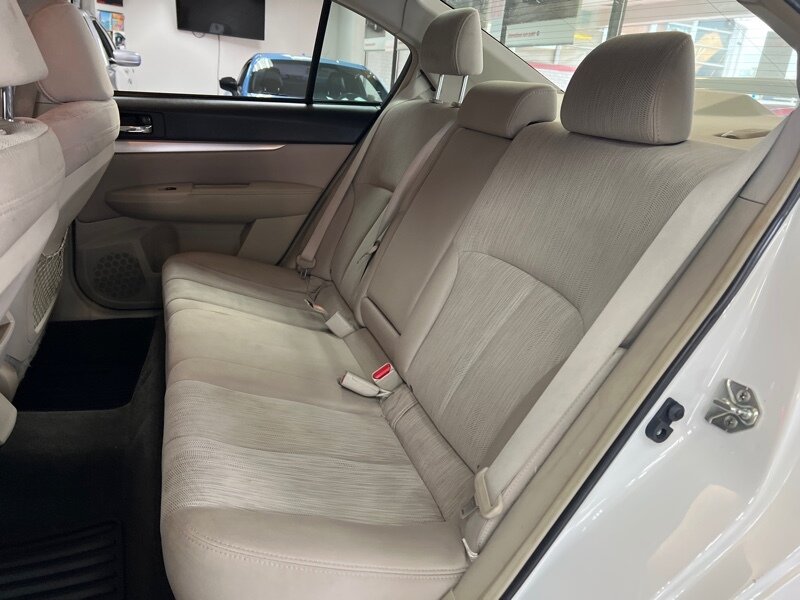 Vehicle image 20 of 34