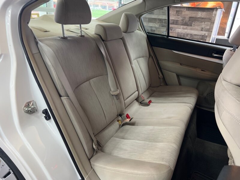 Vehicle image 24 of 34