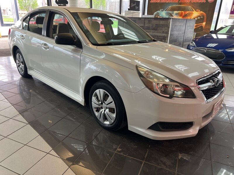 Vehicle image 3 of 34