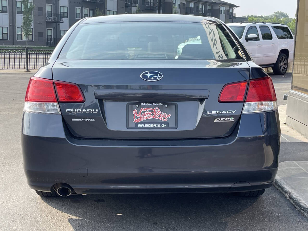 2013 Subaru Legacy 2.5i Premium Image 7 of 27