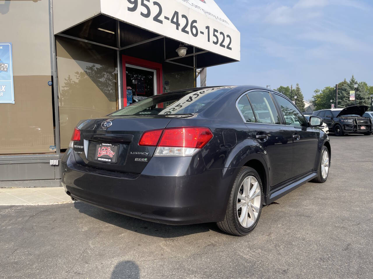 2013 Subaru Legacy 2.5i Premium Image 6 of 27