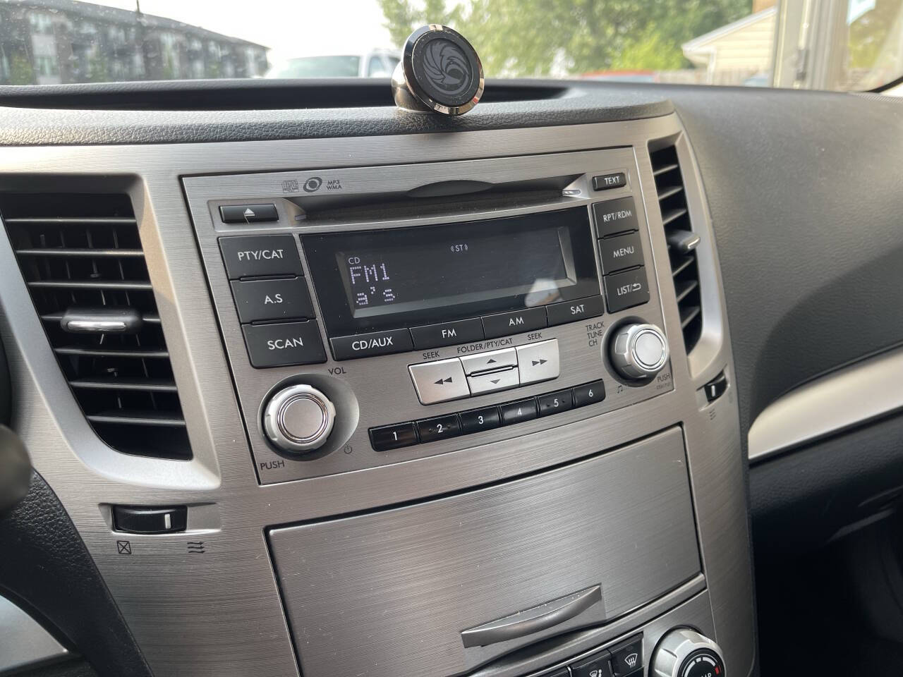 2013 Subaru Legacy 2.5i Premium Image 21 of 27