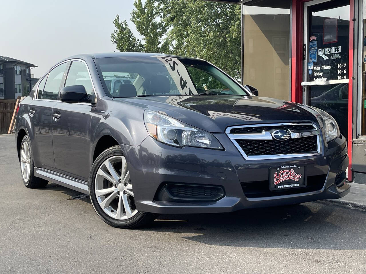 2013 Subaru Legacy 2.5i Premium Image 4 of 27