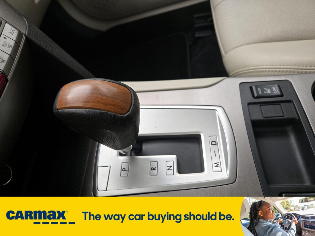 2013 Subaru Outback 2.5i Limited Image 21 of 27