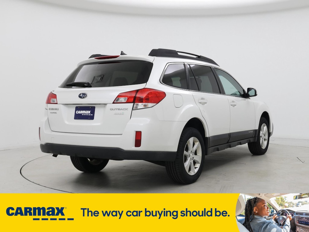 2013 Subaru Outback 2.5i Limited Image 5 of 27