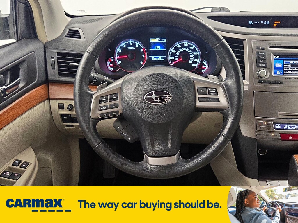 2013 Subaru Outback 2.5i Limited Image 13 of 27