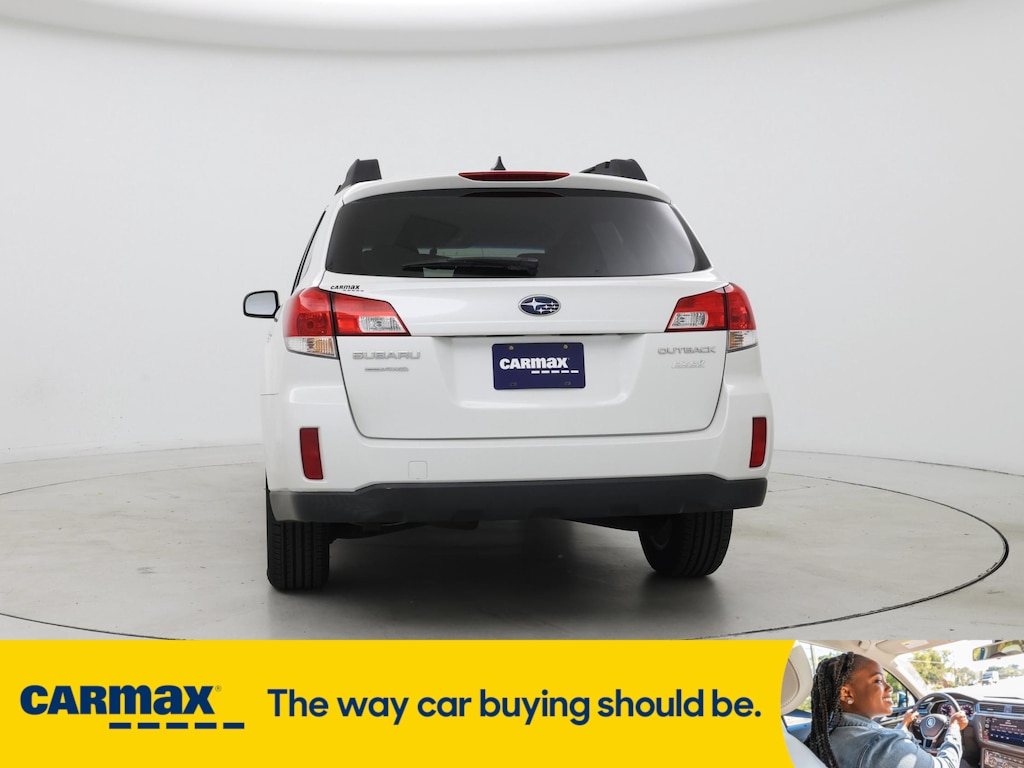 2013 Subaru Outback 2.5i Limited Image 6 of 27