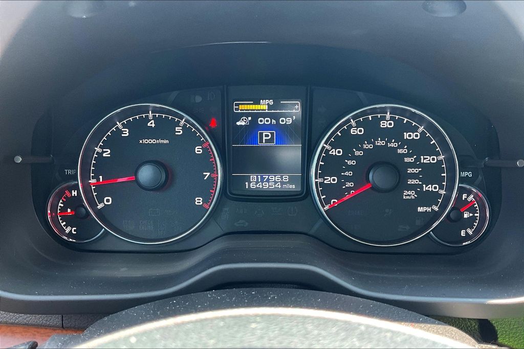 2013 Subaru Outback 2.5i Limited Image 19 of 30