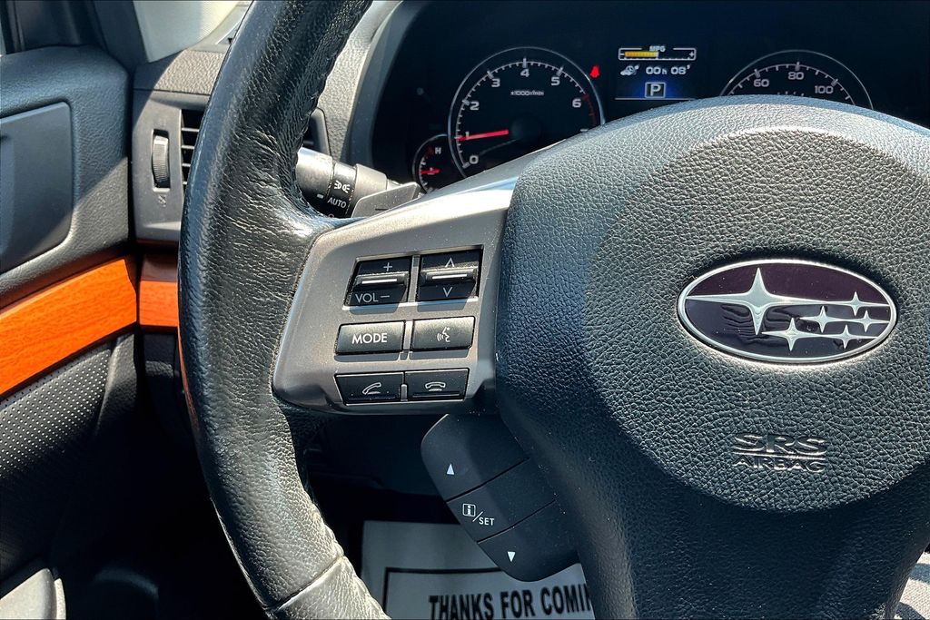 2013 Subaru Outback 2.5i Limited Image 18 of 30