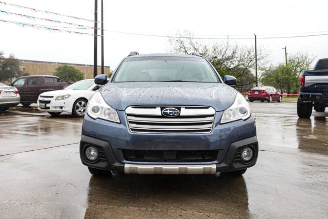 2013 Subaru Outback 2.5i Limited Image 2 of 22