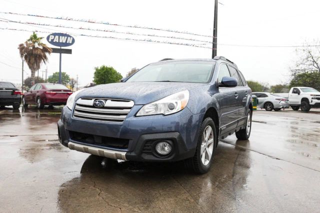 2013 Subaru Outback 2.5i Limited Image 1 of 22