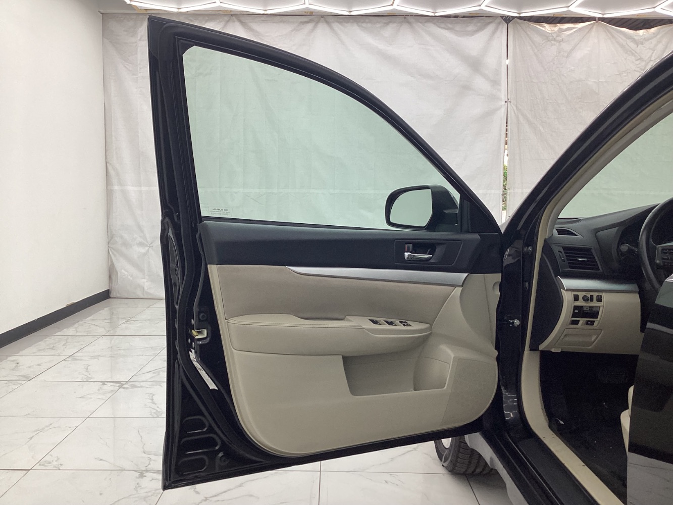 2013 Subaru Outback 2.5i Premium Image 30 of 47