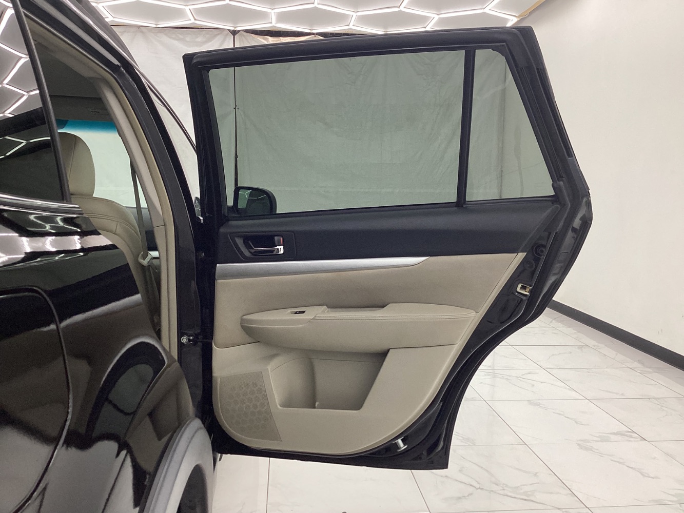 2013 Subaru Outback 2.5i Premium Image 41 of 47