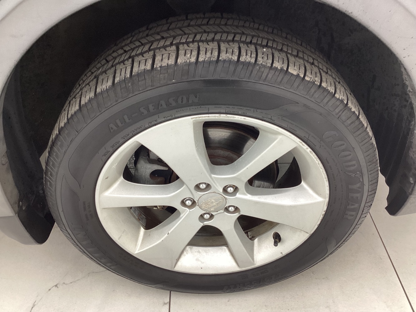 2013 Subaru Outback 2.5i Premium Image 11 of 47