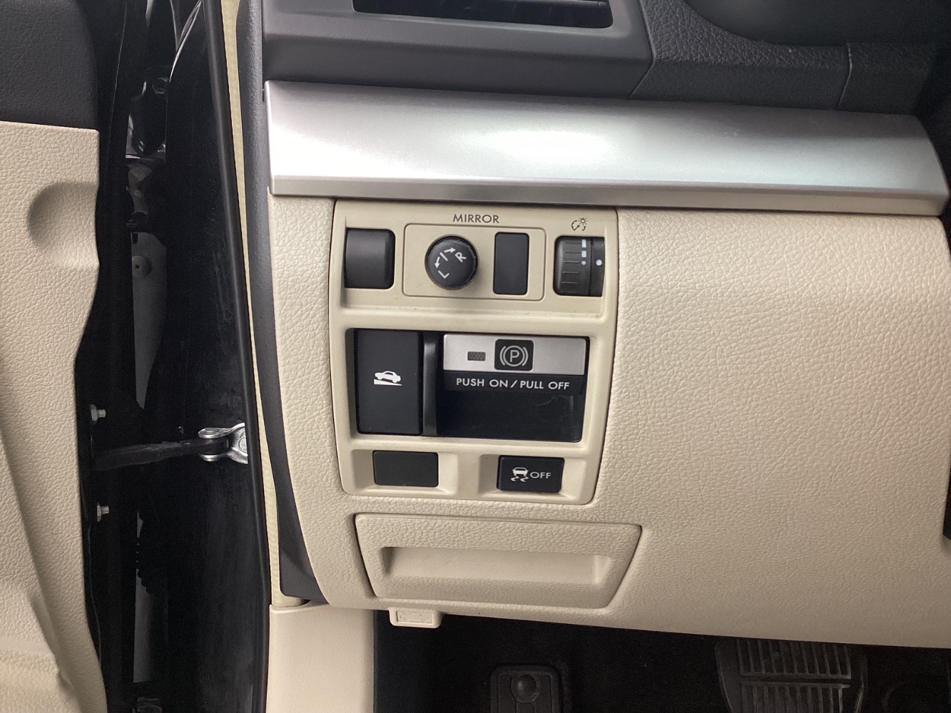 2013 Subaru Outback 2.5i Premium Image 40 of 47