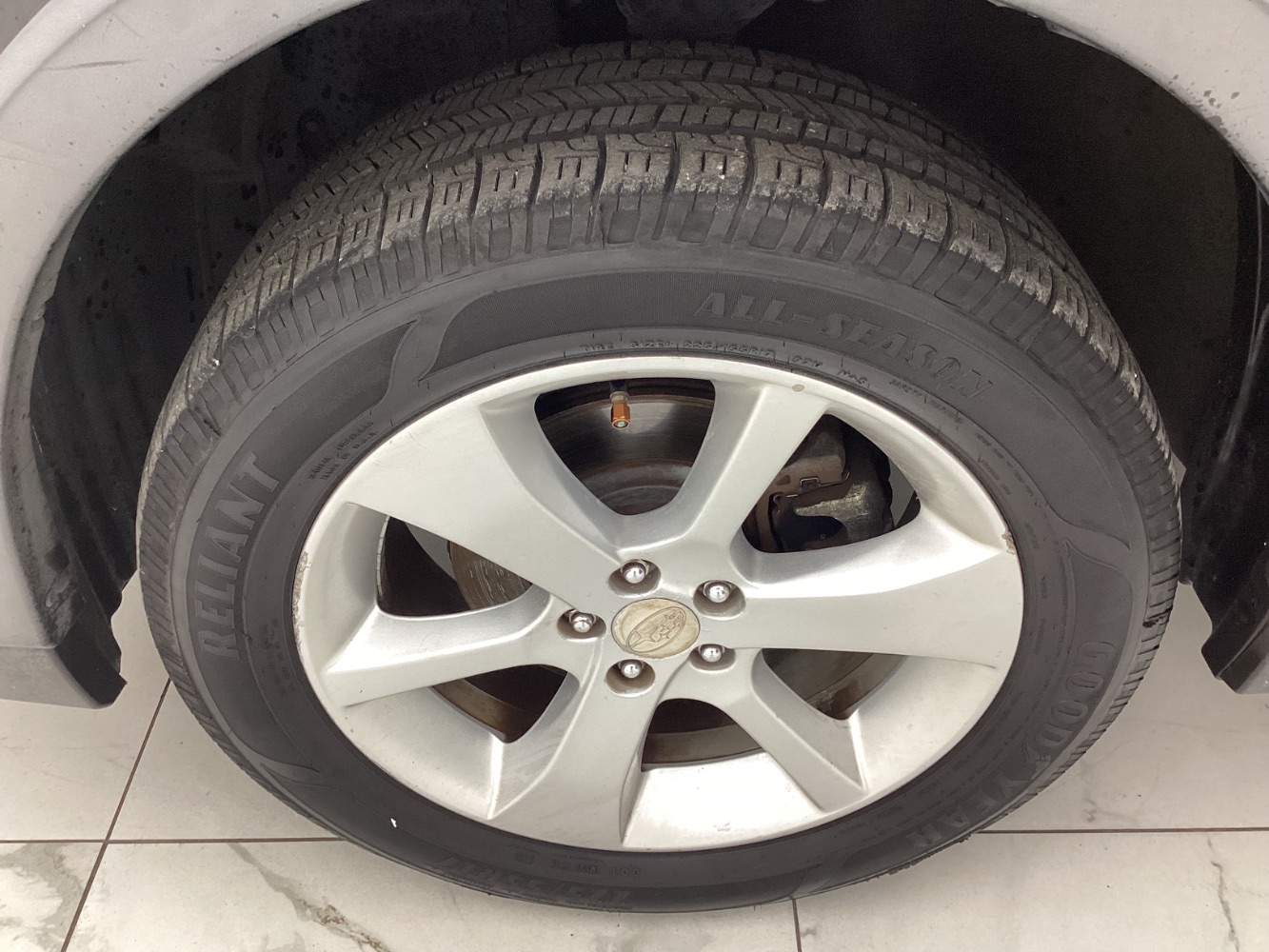 2013 Subaru Outback 2.5i Premium Image 12 of 47