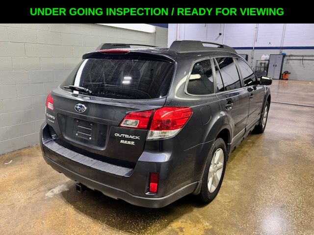 2013 Subaru Outback 2.5i Premium Image 3 of 7