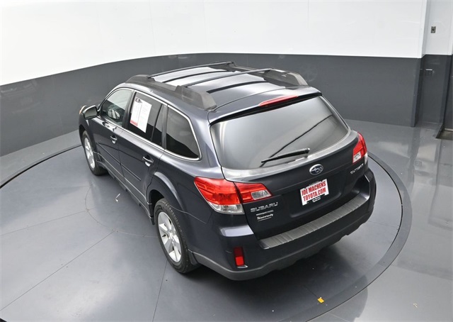 2013 Subaru Outback 2.5i Premium Image 26 of 41