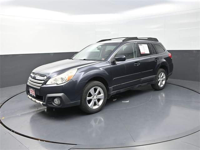 2013 Subaru Outback 2.5i Premium Image 1 of 41