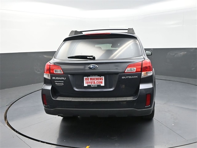 2013 Subaru Outback 2.5i Premium Image 24 of 41