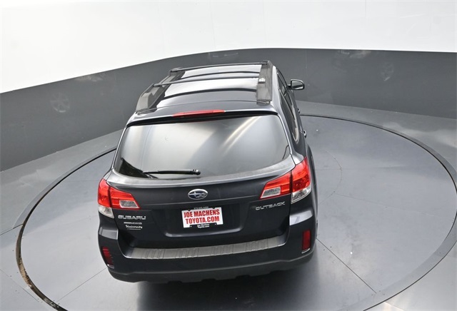 2013 Subaru Outback 2.5i Premium Image 21 of 41