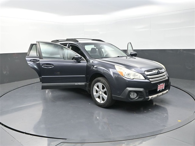 2013 Subaru Outback 2.5i Premium Image 9 of 41