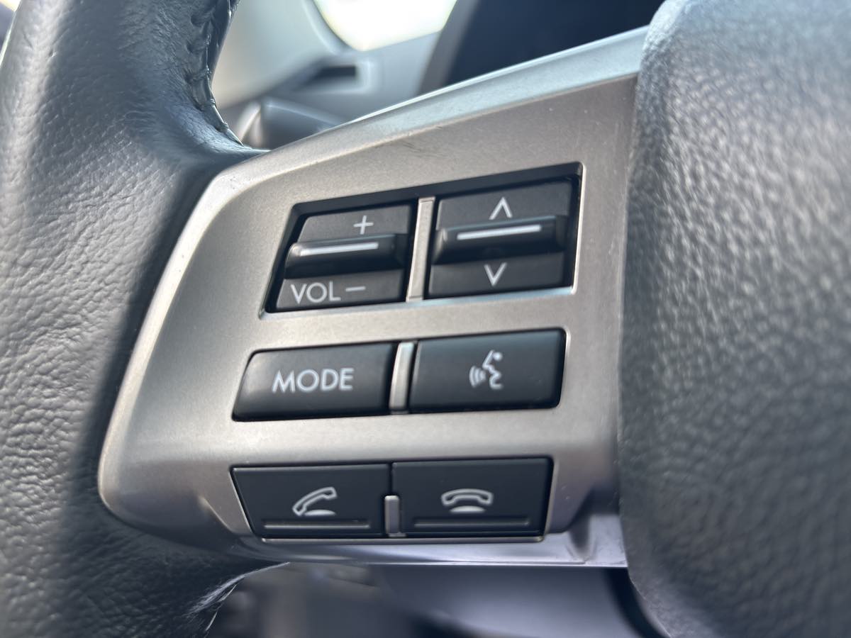 Vehicle image 15 of 21